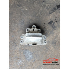 Тампон двигател (десен) за VW CC 2.0 TDI