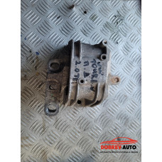 Тампон двигател (десен) за VW Touran 1T 2.0 TDI Тампон двигател (десен) за VW Touran 1T 2.0 TDI