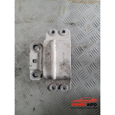 Тампон двигател за VW Touran 1T