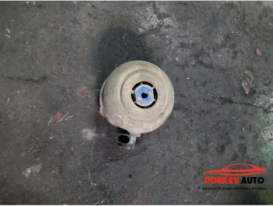 Тампон двигател (ляв) за Audi A8 D3 3.0 TDI