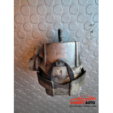 Тампон двигател (ляв) за Audi RS6 4F Тампон двигател (ляв) за Audi RS6 4F