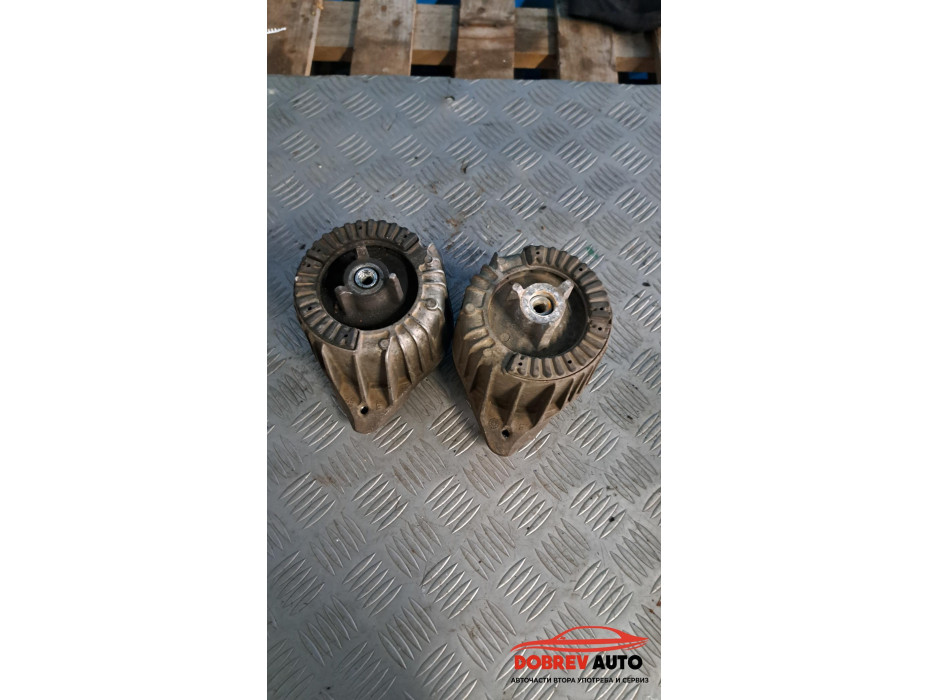 Тампон за двигател за Mercedes E220 W212 Тампон за двигател за Mercedes E220 W212