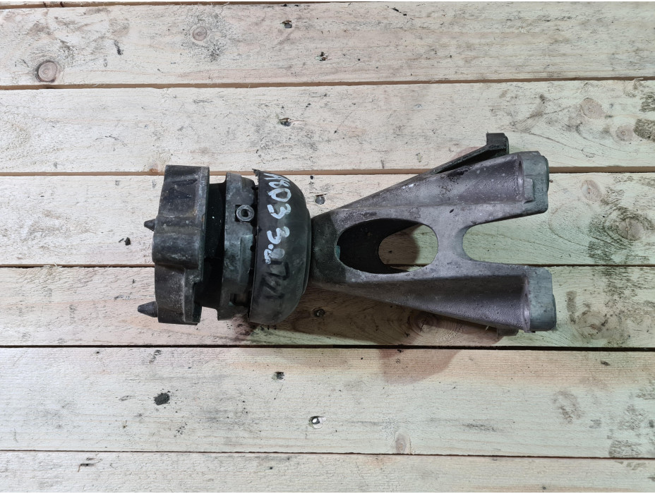 Тампон за двигател за Ауди А8 Д3 3.2фси / Audi A8 D3 3.2FSI