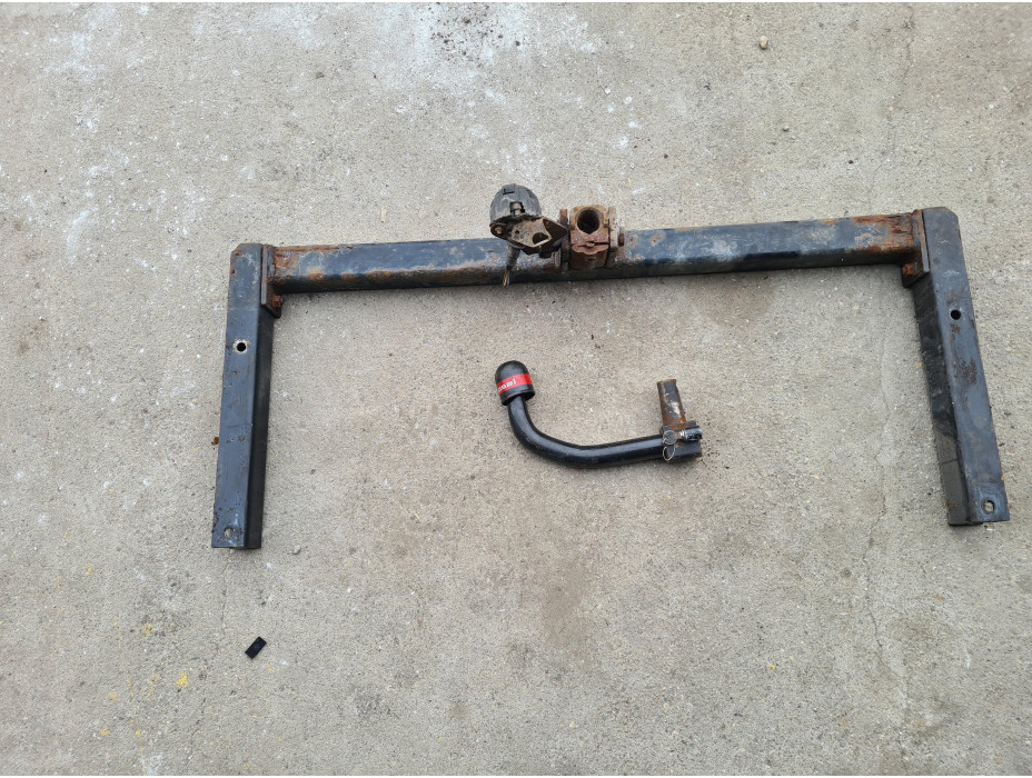 Теглич - няма кабели за Audi A6 C5 2.4 i Automat Sedan