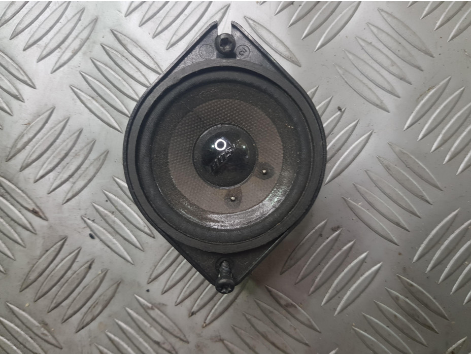 Тонколона за Audi A8 D3