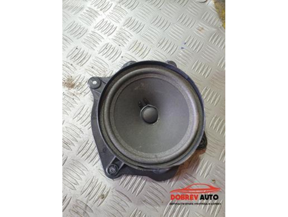 Тонколона (задна дясна) за Mercedes S 500 Long W221 Тонколона (задна дясна) за Mercedes S 500 Long W221