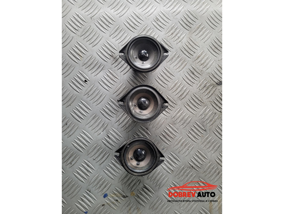 Тонколони Bose (табло) за Audi A8 D3 4.2 FSI