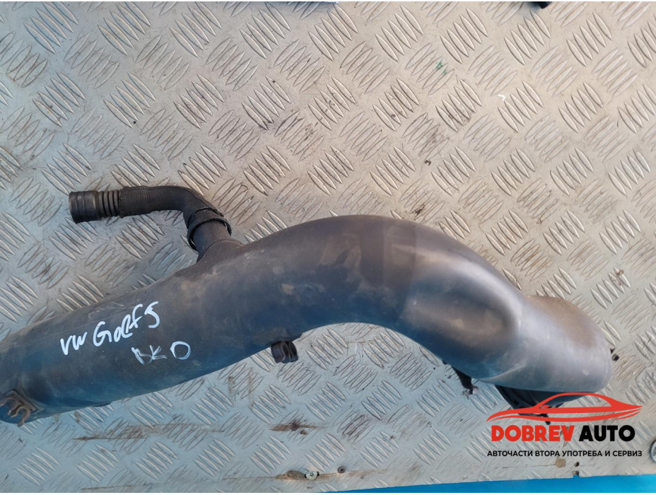 Турбопът (пластмасов) за VW Golf MK5 BKD