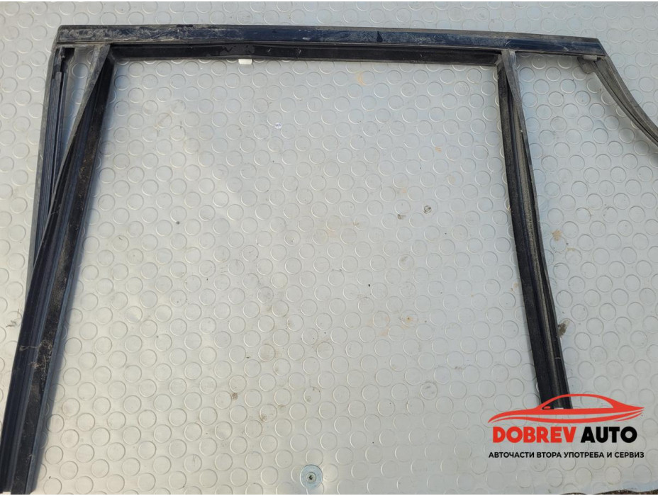 Уплътнение врата (задна лява) за BMW X3 G01 Уплътнение врата (задна лява) за BMW X3 G01