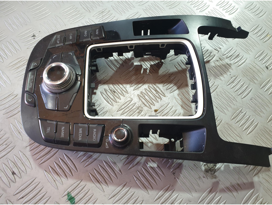 Управление за MMI за Ауди А5 8Т 2.7TDI