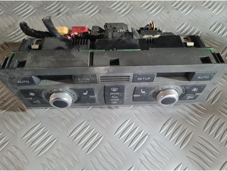 Управление за климатроник за  Audi A6 C6 2.7 TDI Quattro