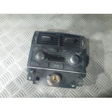 Управление за климатроник на задните седалки за Audi A8 D3 Управление за климатроник на задните седалки за Audi A8 D3