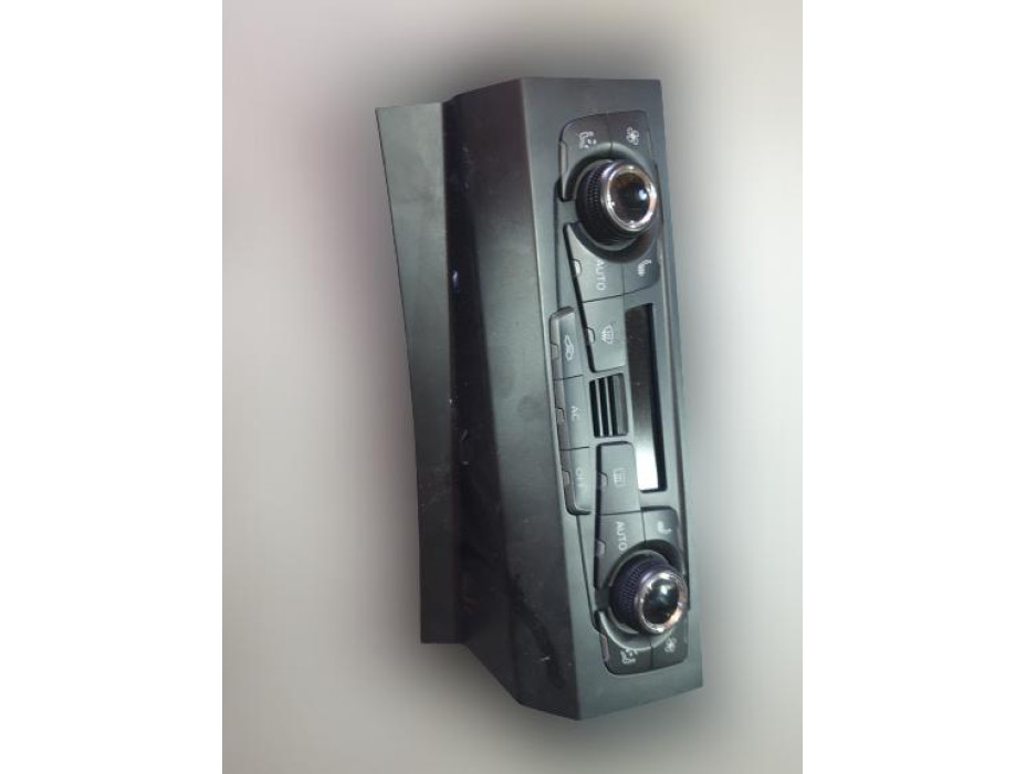 Управление за климатроник с подгрев на седалките за Ауди А5 8Т 2.7TDI Управление за климатроник с подгрев на седалките за Ауди А5 8Т 2.7TDI