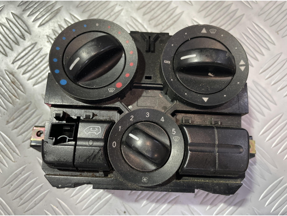 Управление за парно за Mercedes Vito W639