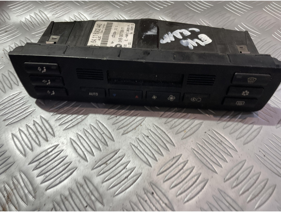 Управление климатик за BMW E46 sedan