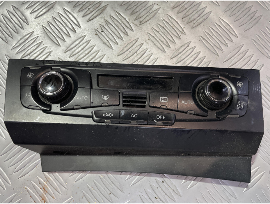 Управление климатроник за Audi A5 8T - Десен волан