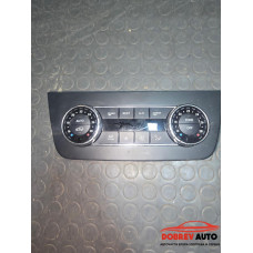 Управление климатроник за Mercedes GLS W166 Управление климатроник за Mercedes GLS W166