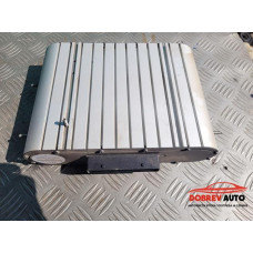 Усилвател Bang & Olufsen за Audi A8 D3 Усилвател Bang & Olufsen за Audi A8 D3