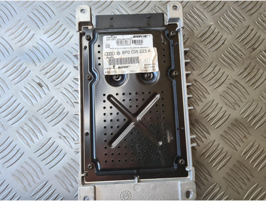 Усилвател BOSE за Audi A3 8P Hatchback