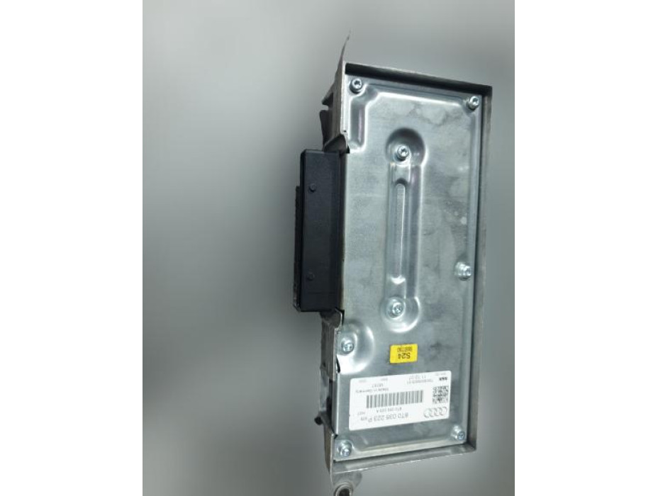 Усилвател за Audi A5 8T 2.7TDI