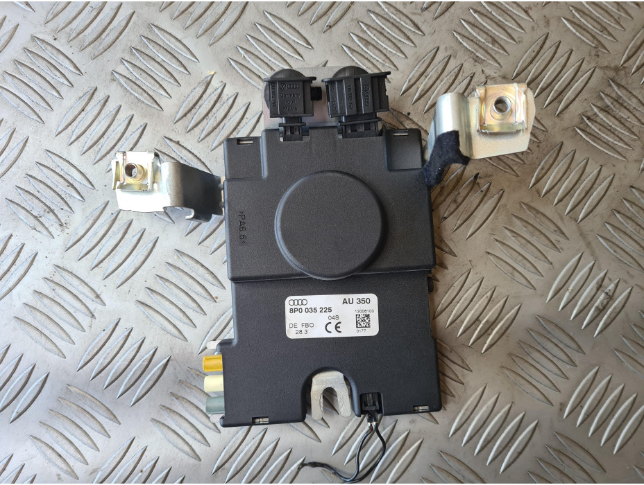 Усилвател за антена за Audi A3 8P