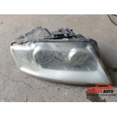 Фар (десен - Facelift) за Audi A8 D3