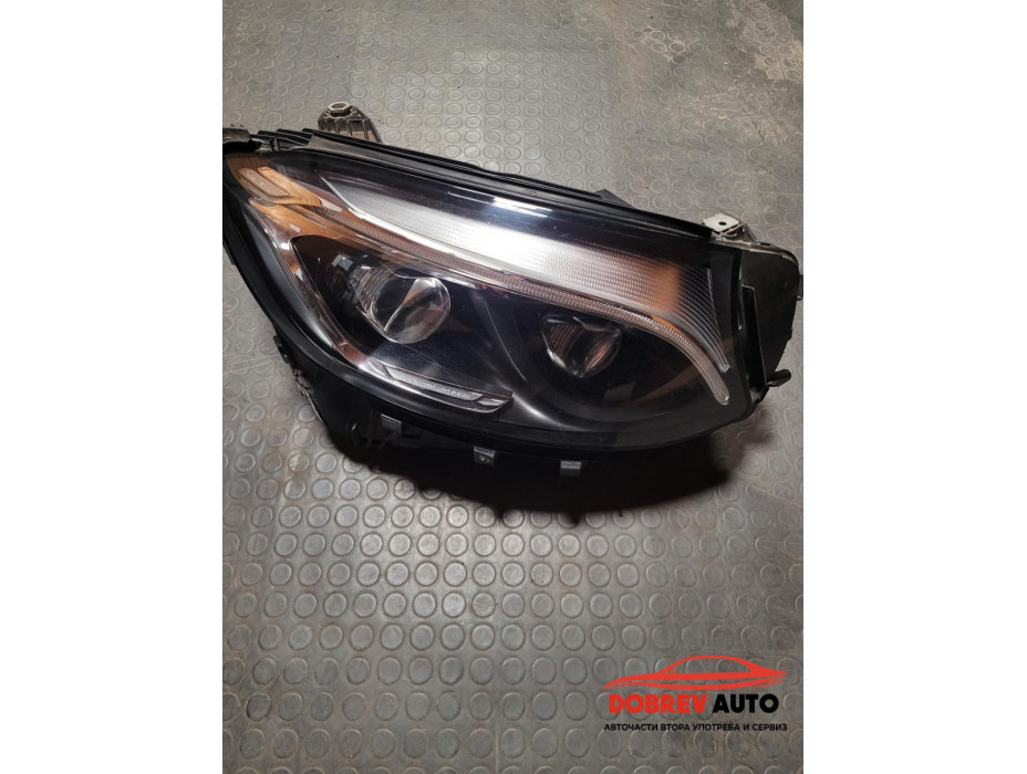 Фар (десен) LED за Mercedes GLC X253 (оборудван) Фар (десен) LED за Mercedes GLC X253 (оборудван)