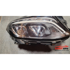 Фар (десен) LED за Mercedes GLE C292 (оборудван)