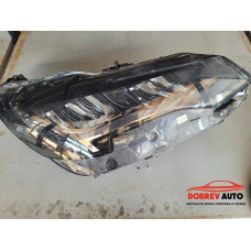 Фар (десен - LED) за Peugeot 5008 Фар (десен - LED) за Peugeot 5008