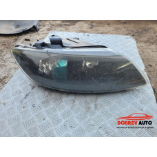 Фар (десен) за Audi Q7 4L