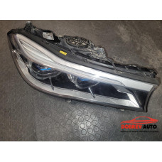 Фар (десен) за BMW 740d G11 7483250 Laserlight