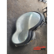 Фар (десен) за Mercedes C Class W203