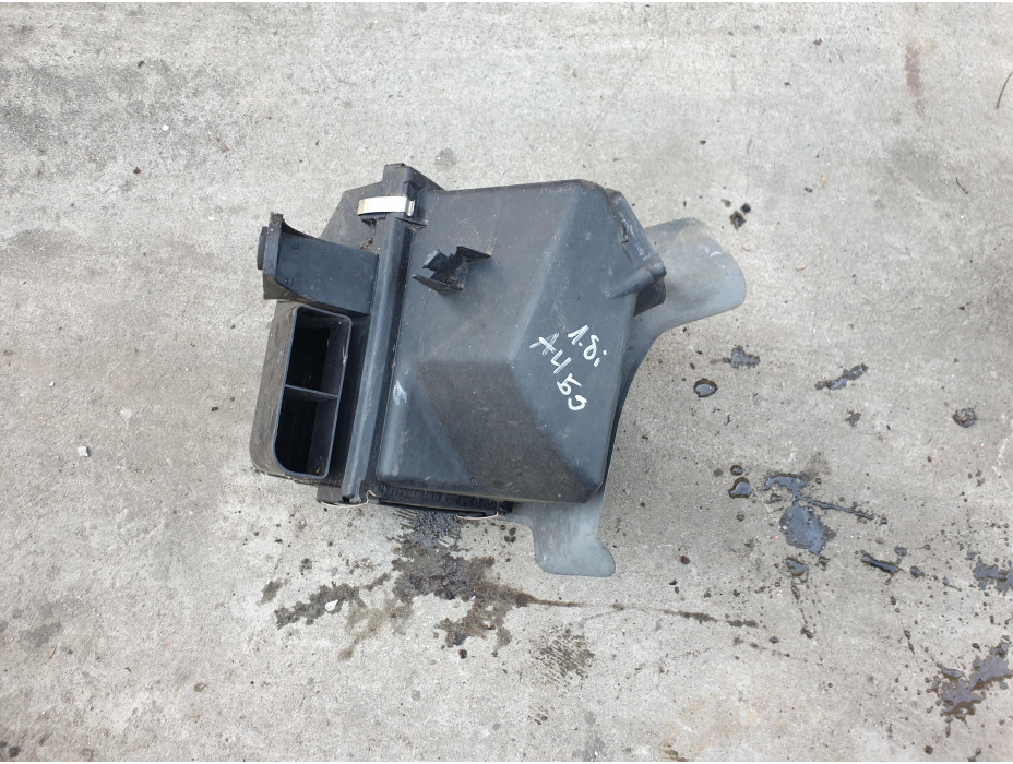 Филтърна кутия за Audi A4 B5