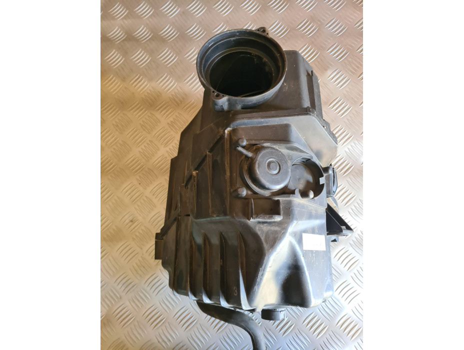 Филтърна кутия за Audi A8 D3 4.2i