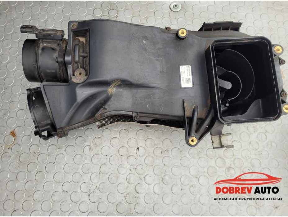 Филтърна кутия с дебитомер за Mercedes C220 W205 Филтърна кутия с дебитомер за Mercedes C220 W205