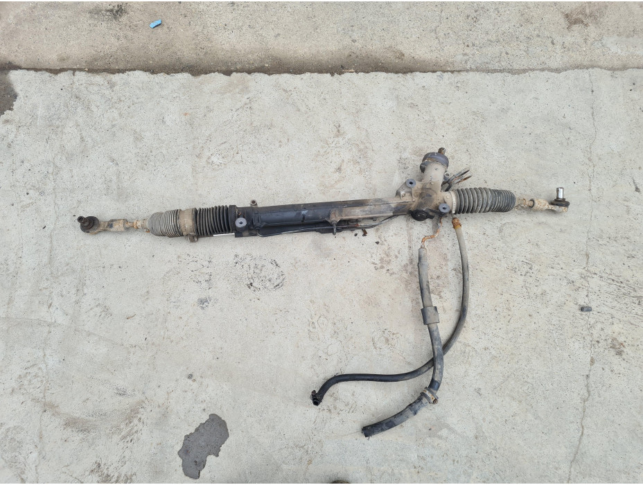 Хидравлична рейка за VW Passat B5 2.5 TDI Хидравлична рейка за VW Passat B5 2.5 TDI