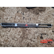 Хром лайсна (авариен бутон) за Audi A8 D3 Хром лайсна (авариен бутон) за Audi A8 D3