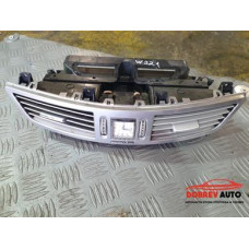 Централна духалка (с часовник) за Mercedes S 500 Long W221 Централна духалка (с часовник) за Mercedes S 500 Long W221