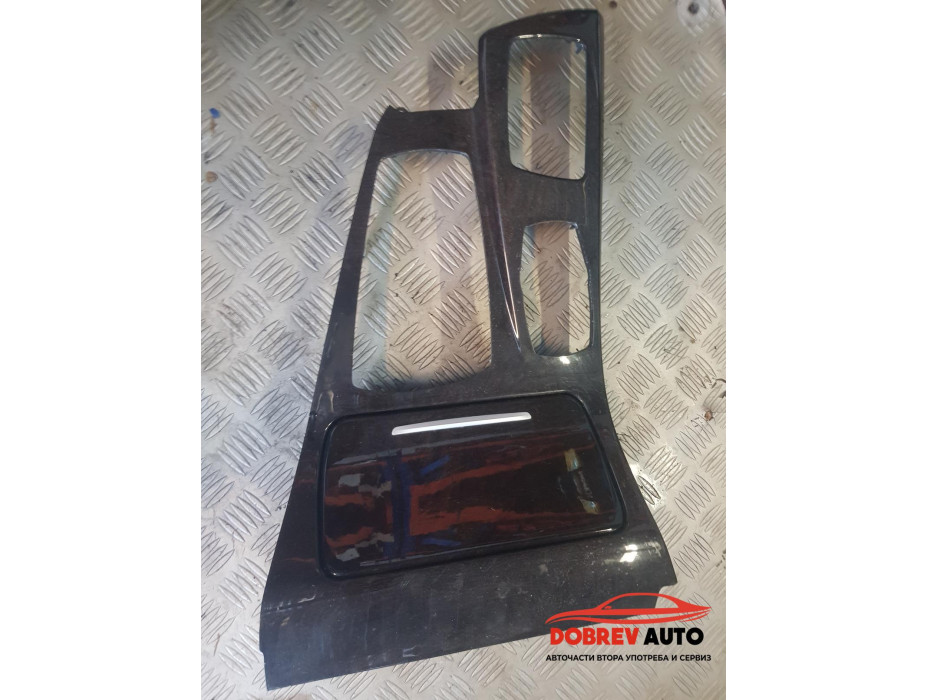 Централна конзола за BMW F10 520d Sedan десен волан