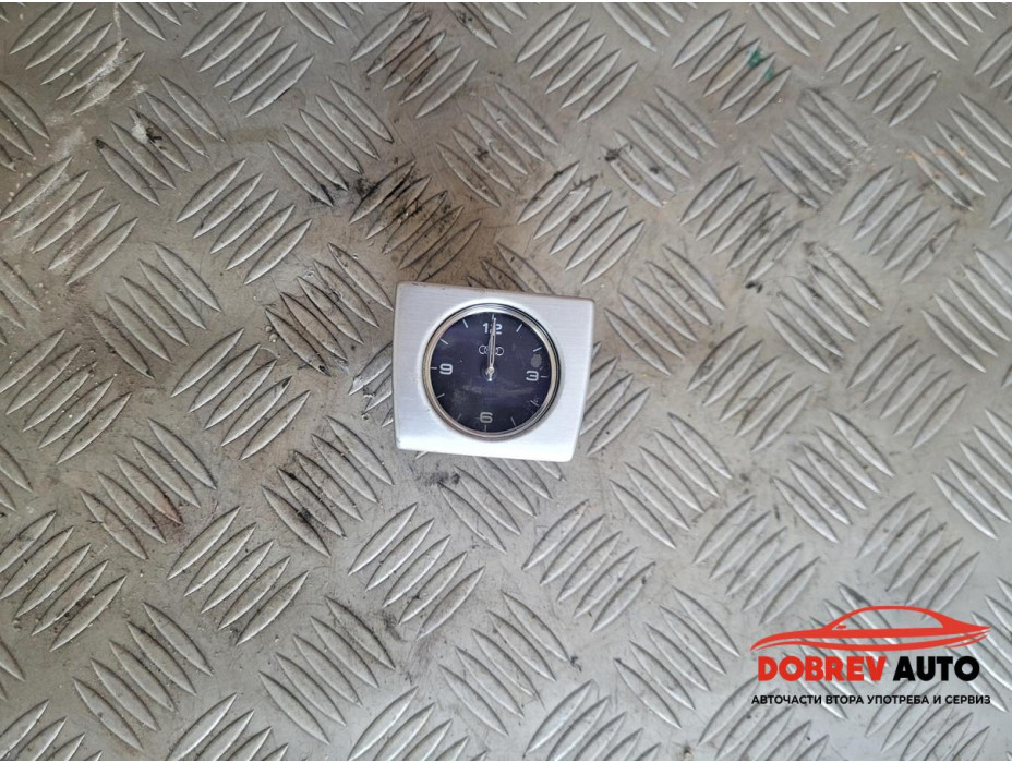 Часовник за Audi A8 D4 3.0 TDI Часовник за Audi A8 D4 3.0 TDI