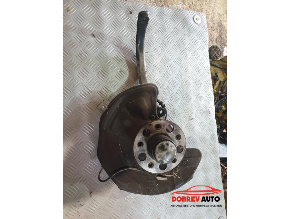 Шенкел (преден десен) за Mercedes E Class W211 Шенкел (преден десен) за Mercedes E Class W211