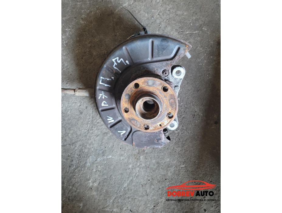 Шенкел (преден десен) за VW Passat B7 Шенкел (преден десен) за VW Passat B7