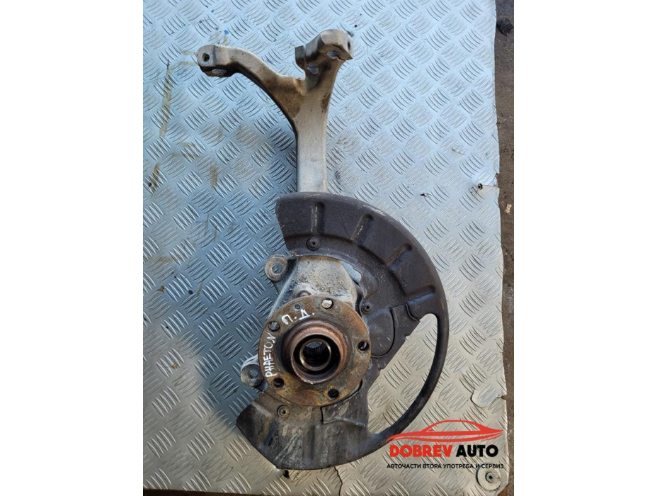 Шенкел (преден десен) за VW Phaeton